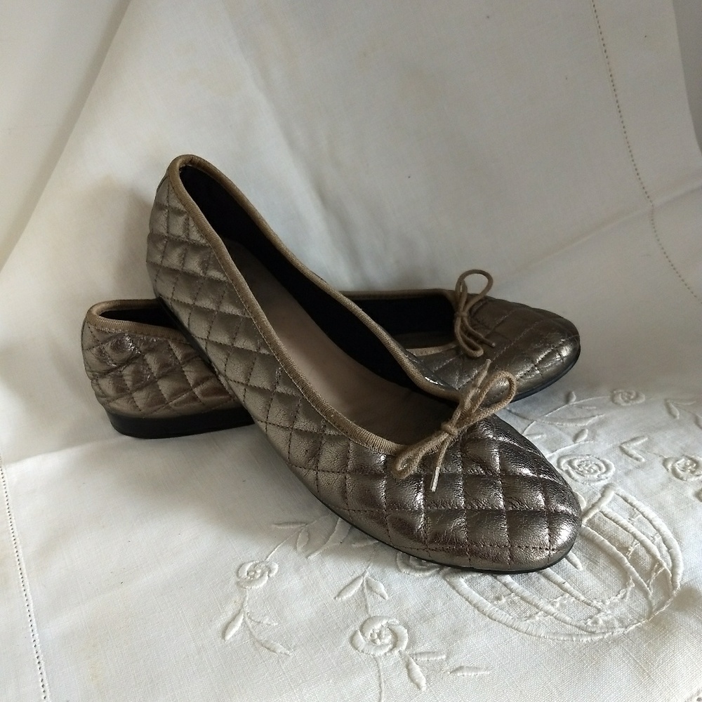 Quilted leather flats